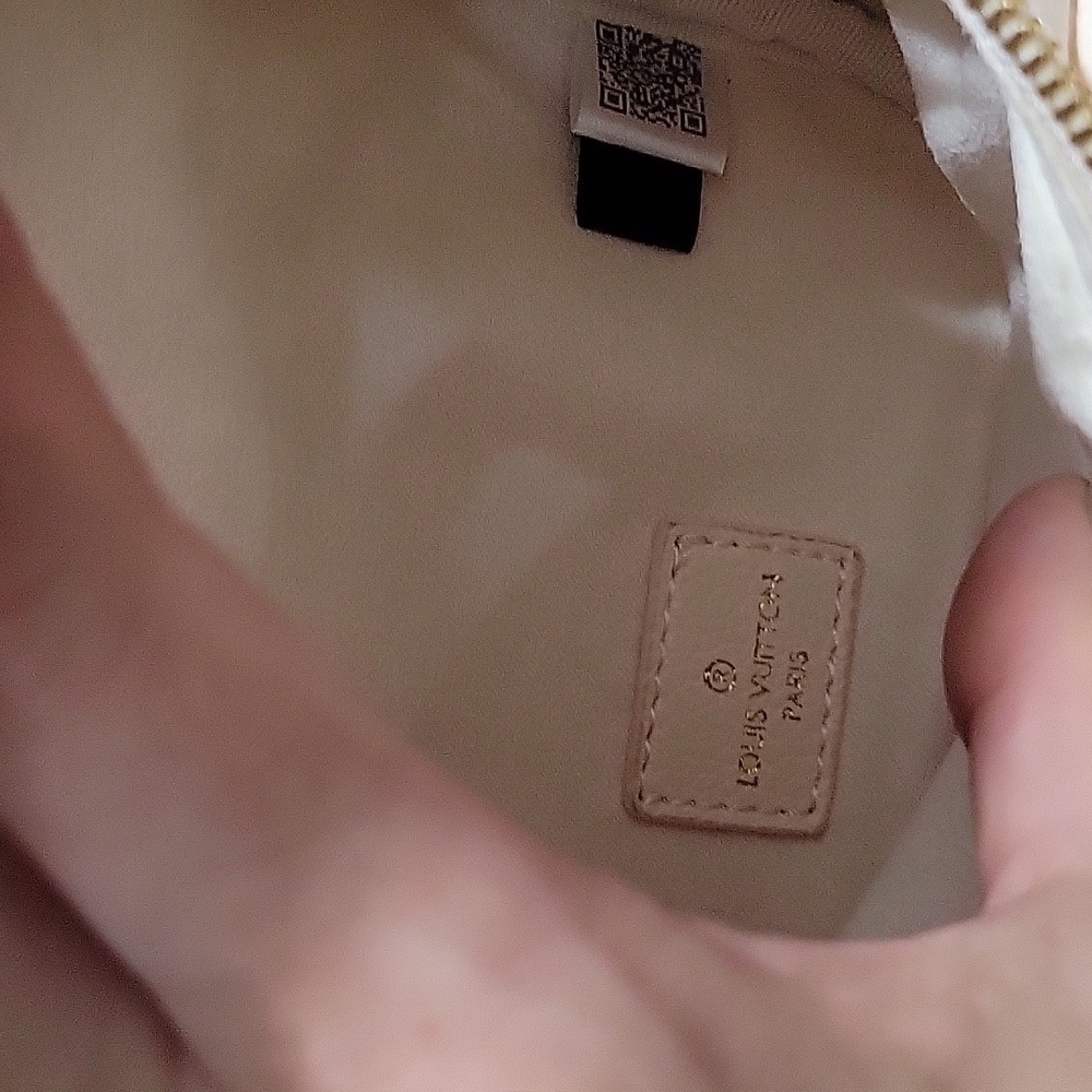 Fashion  Crossbody Bag in Cream and Orange - Picture 4 of 10